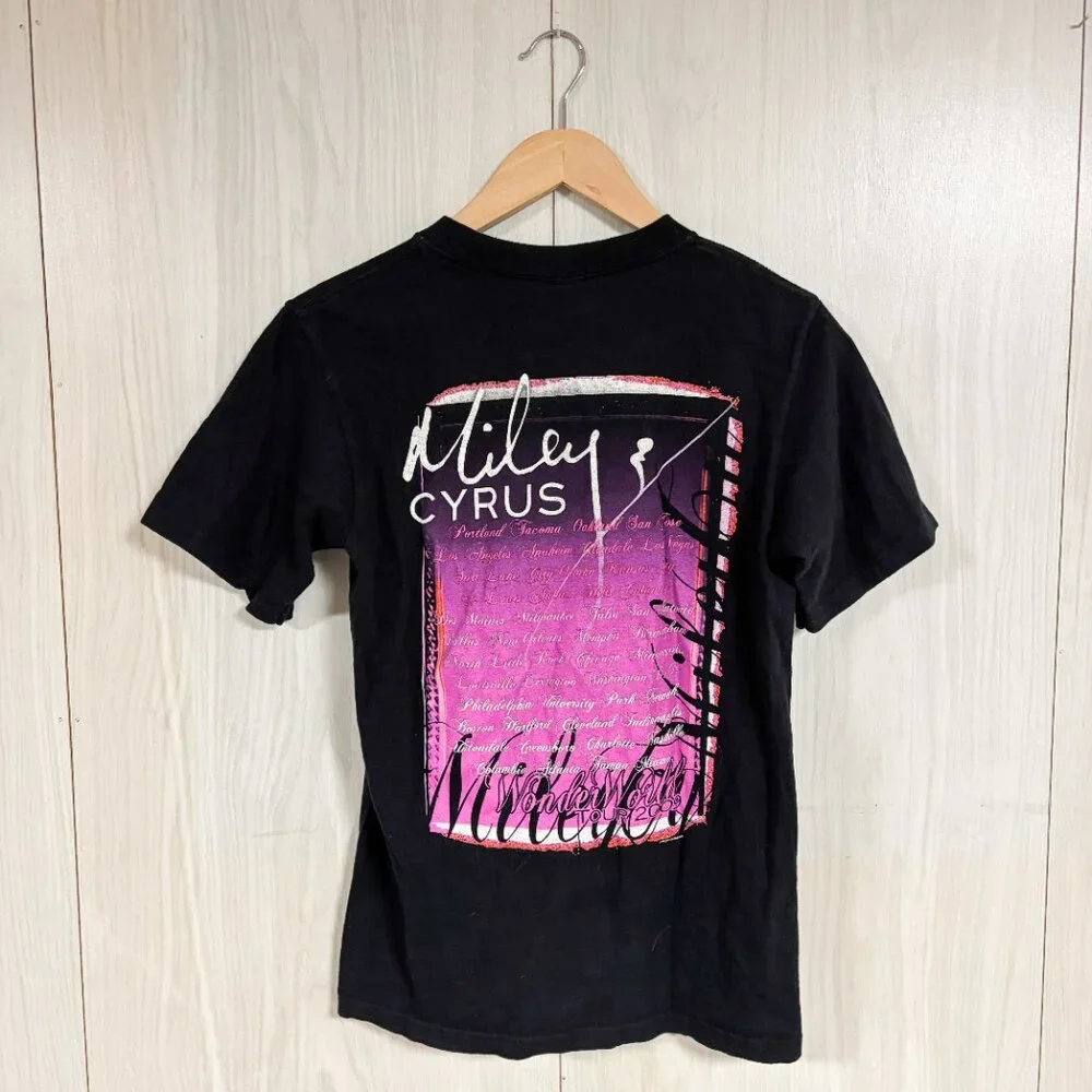 Y2K 2009 Miley Cyrus Wonder World Tour Anvil Vintage Tshirt - Picture 5 of 10